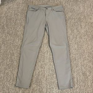 Lululemon Commission Pants